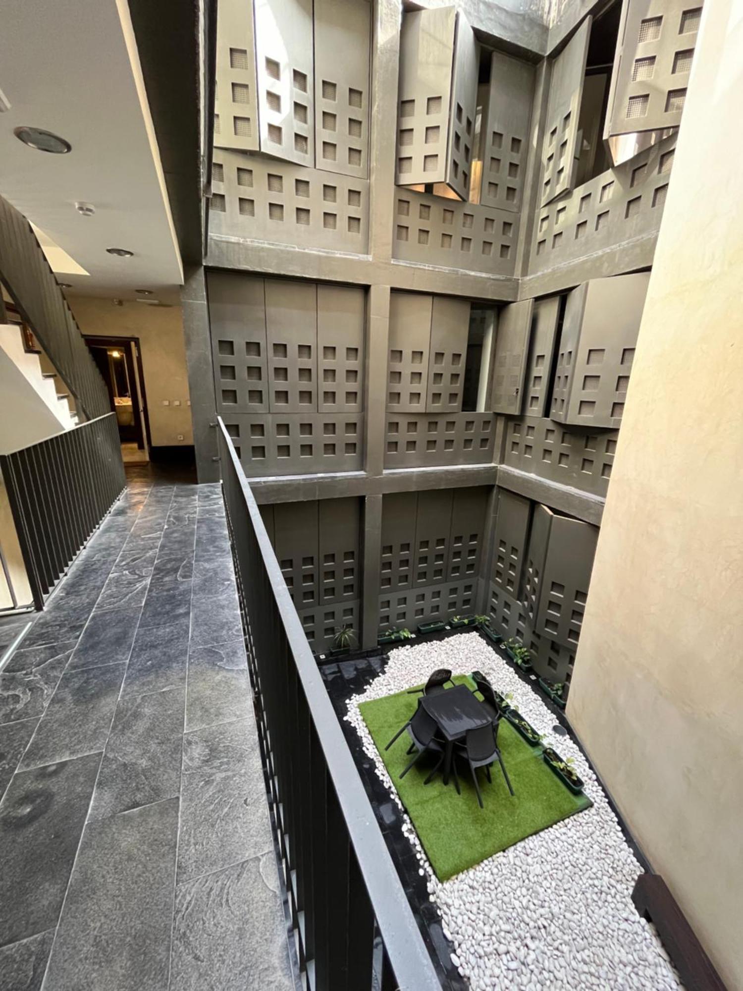 Center Confort 7 * Seville