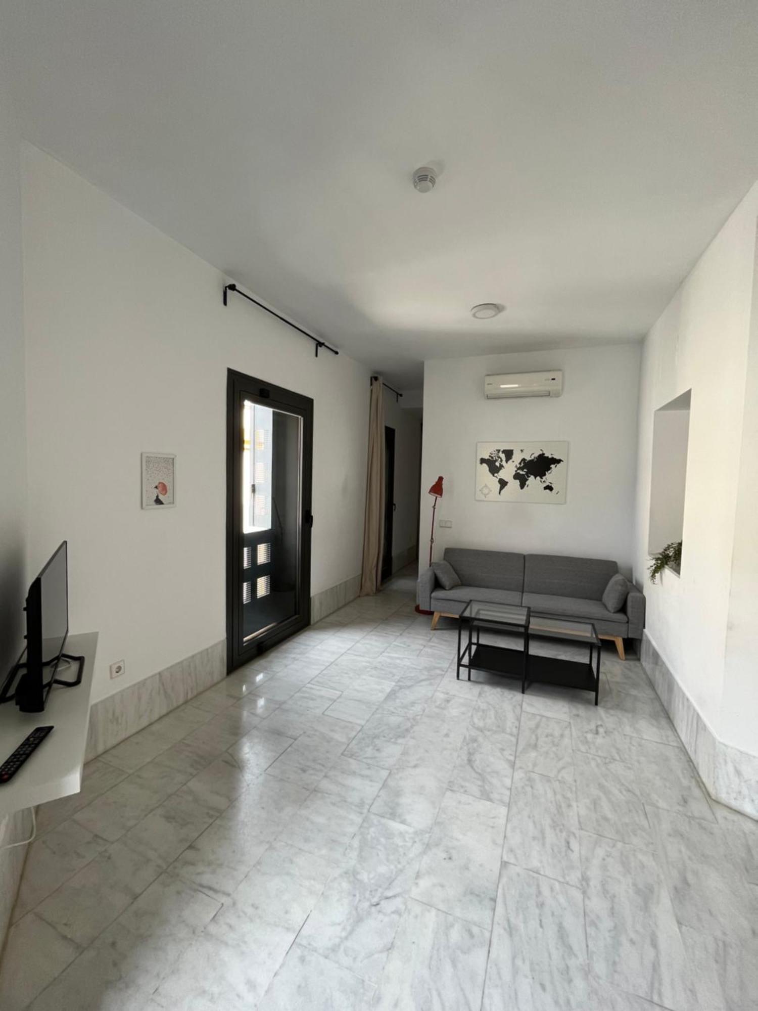 Center Confort 7 * Sevilha